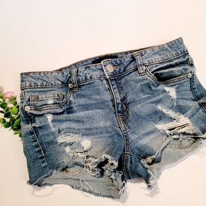 Aero Low Rise Midi Jean Shorts Size 2